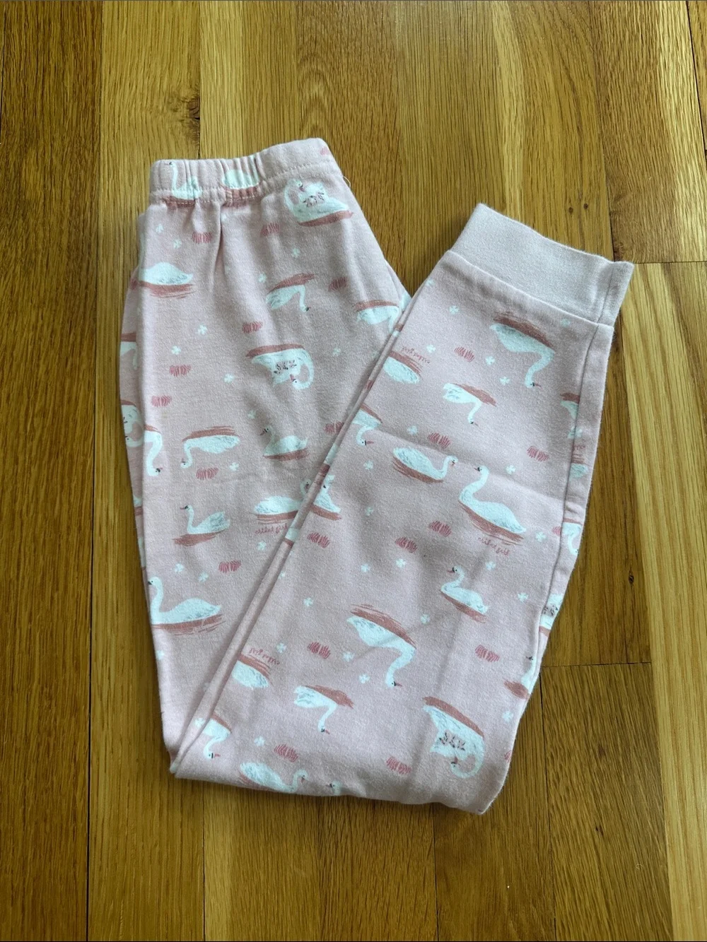 Criket Korean brand Girl Pink Swan-Print Kids Pajama Set